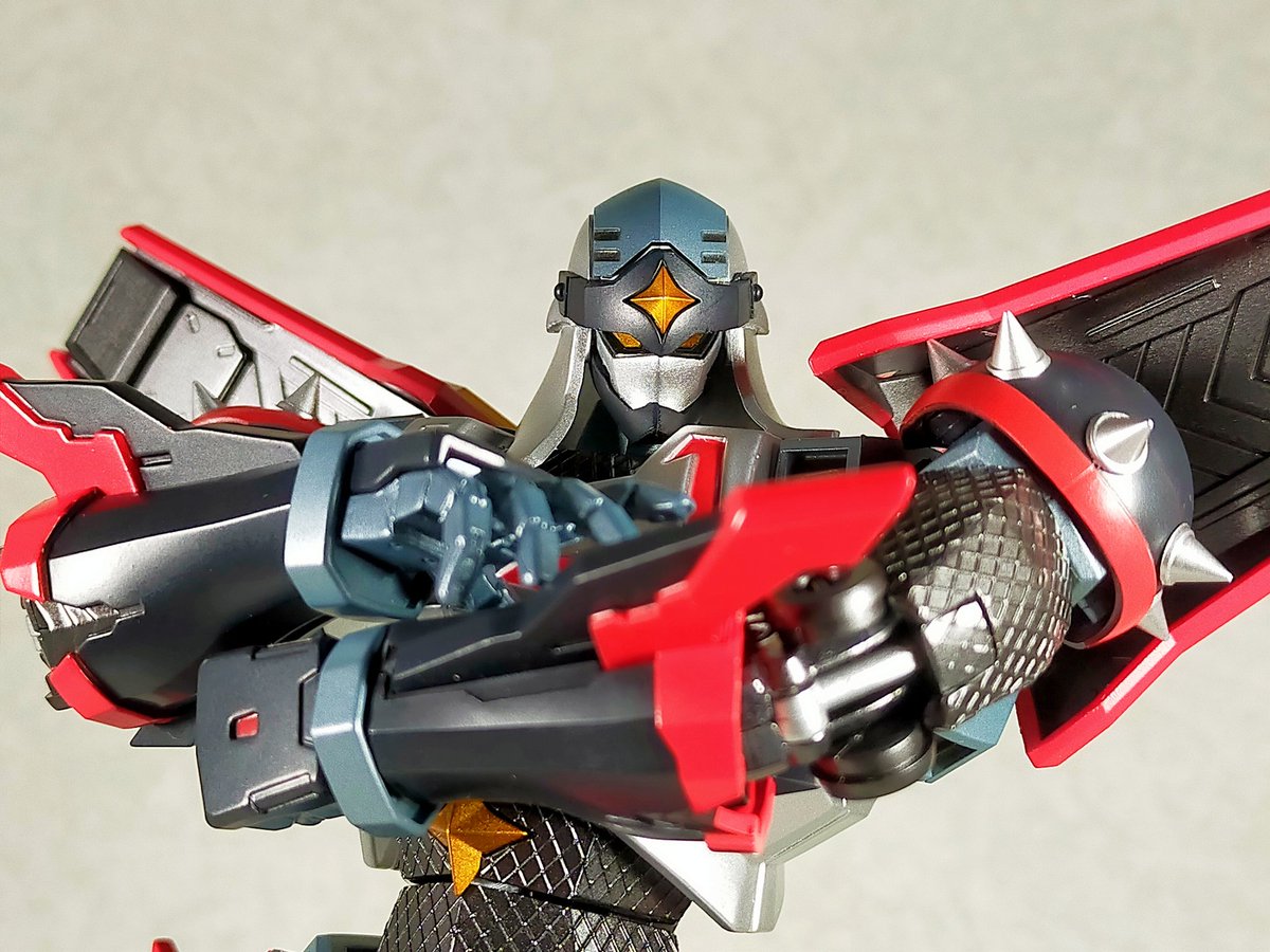 SKY X STUDIO SXD-13 忍者戦士 飛影 かなりの大きさで重量感もあります