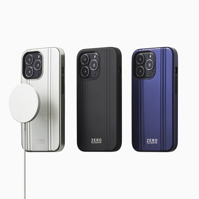 Apple 最新機種 iPhone13 対応ゼロハリバートンより手帳型と背面型2