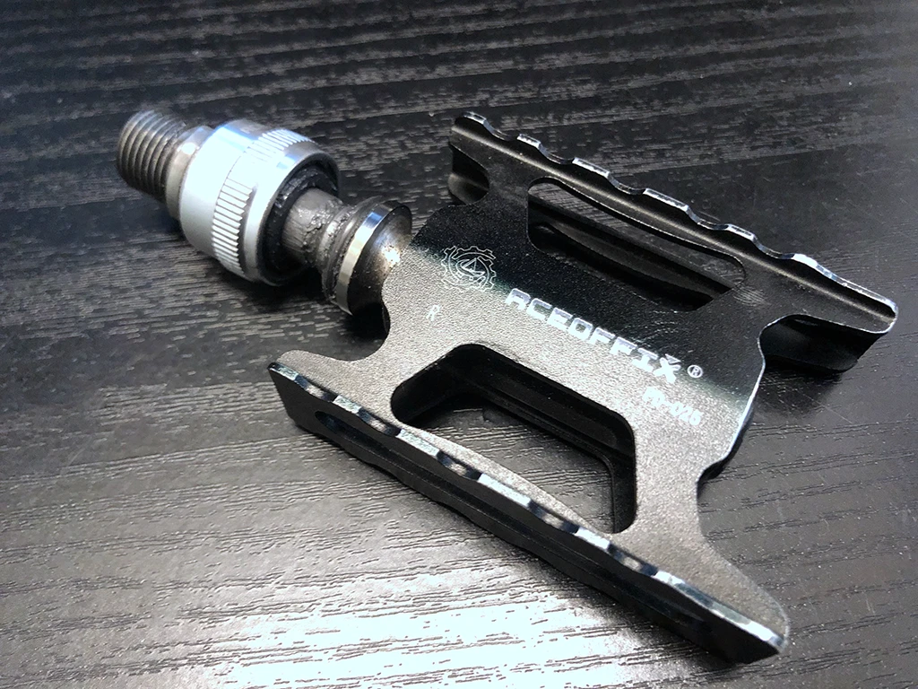 Aceoffix 超軽量QRペダルの弱点は アダプター | re:codec blog