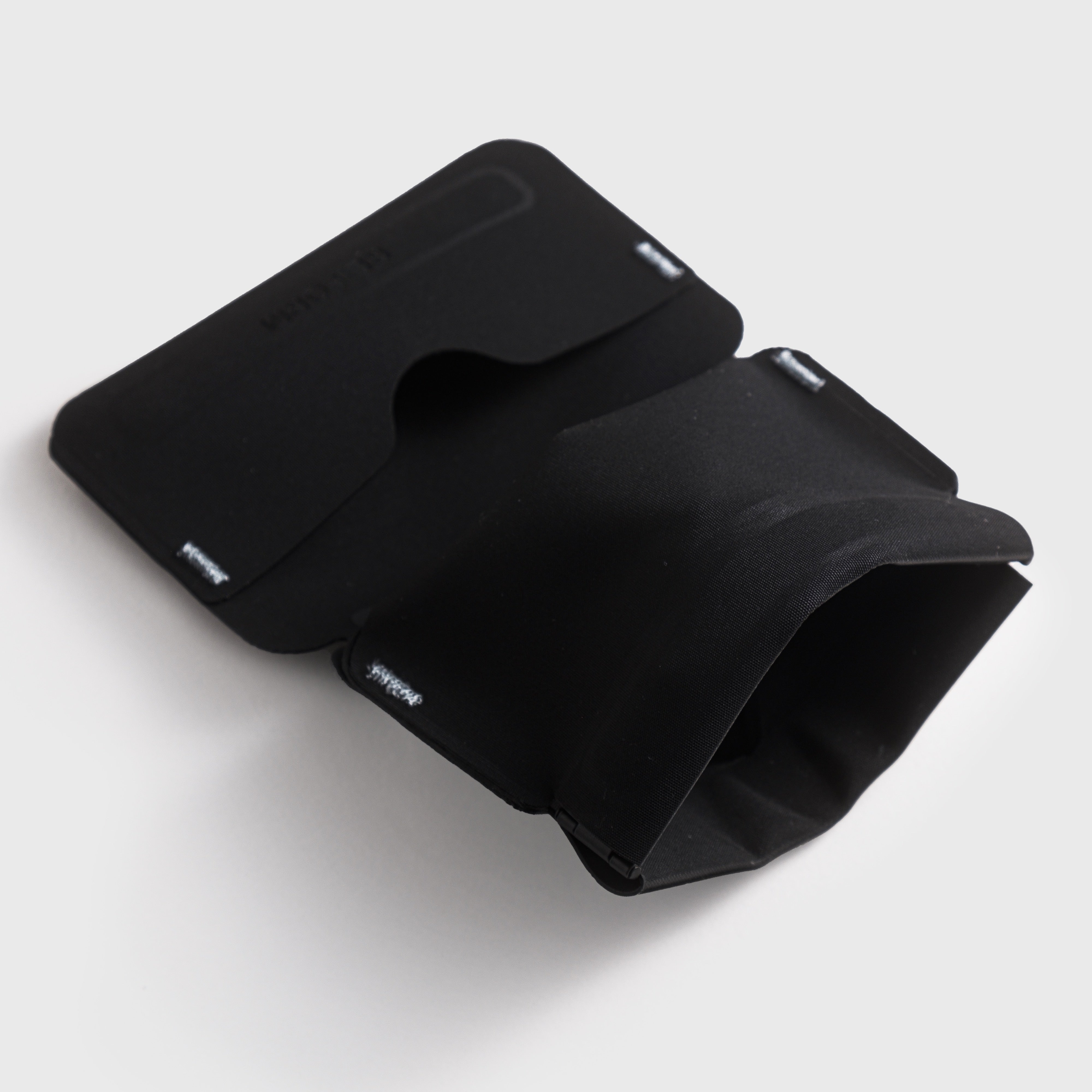 RE:01 COIN SLEEVE – RE:FORM®