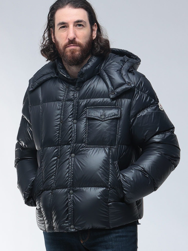 MONCLER (モンクレール) ダウンジャケット 取り外し可能フード付き