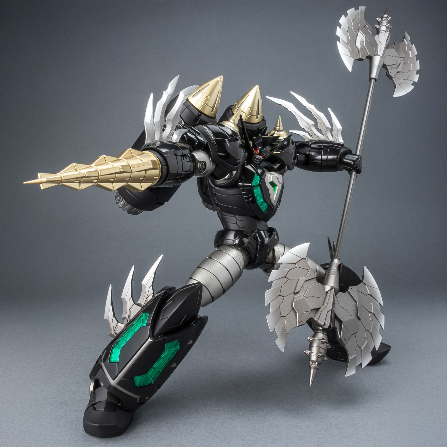RIOBOT 真ゲッタードラゴン ブラックVER. – 株式会社千値練 ー