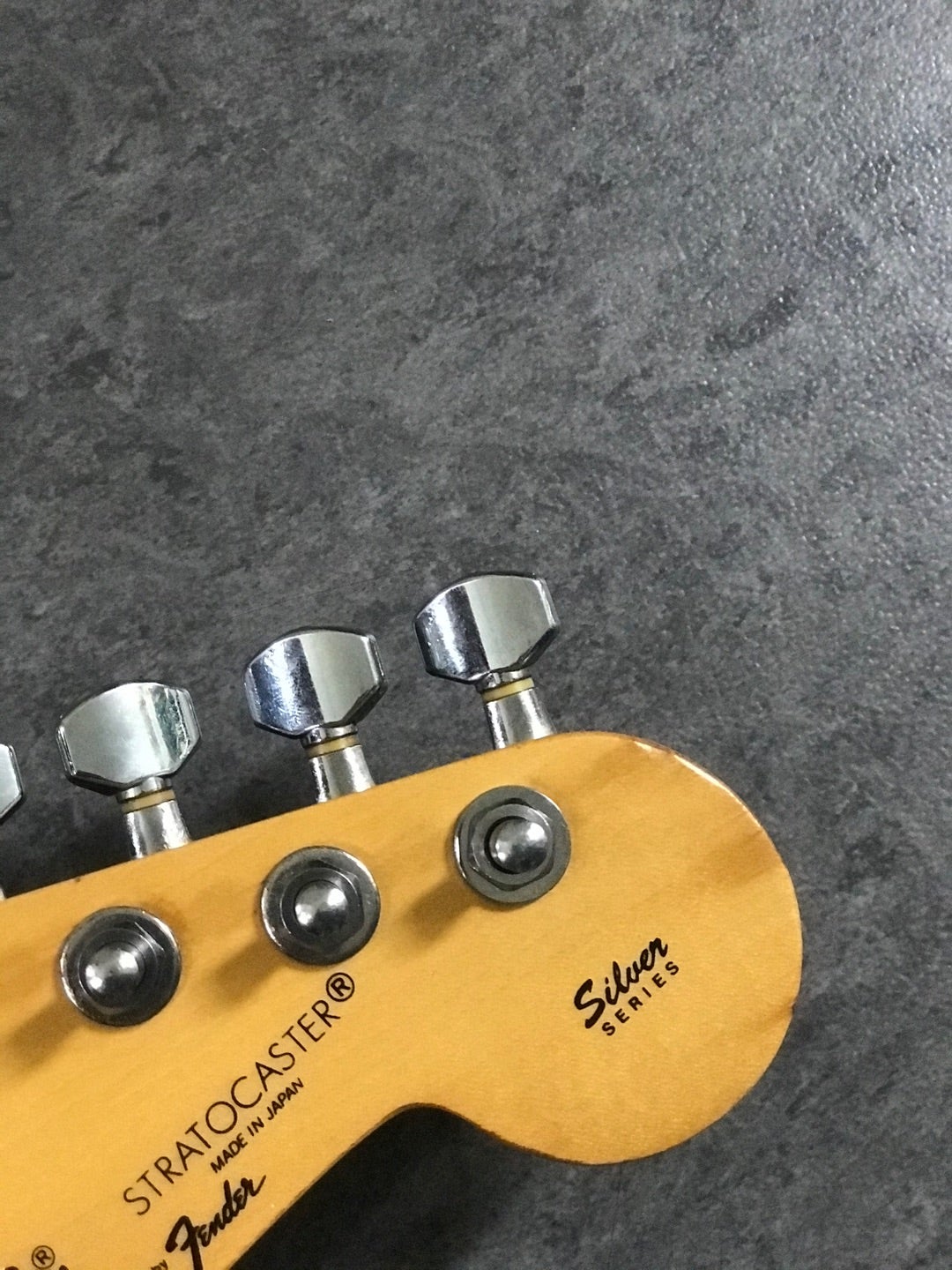 Squier Silver series stratocaster MIJ 買った | 哀愁ぼうや の部屋