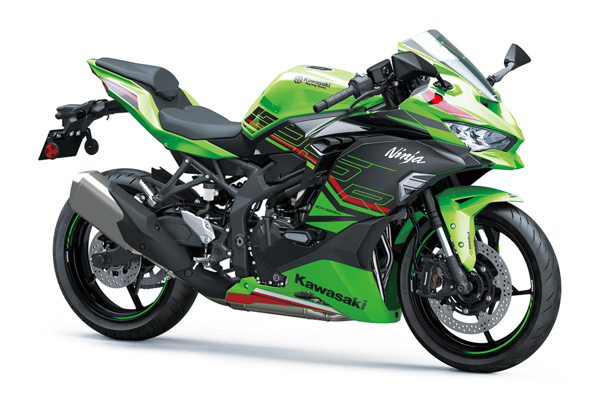 カワサキ「Ninja ZX-25R」最新モデルは4.3インチのフルデジタル液晶
