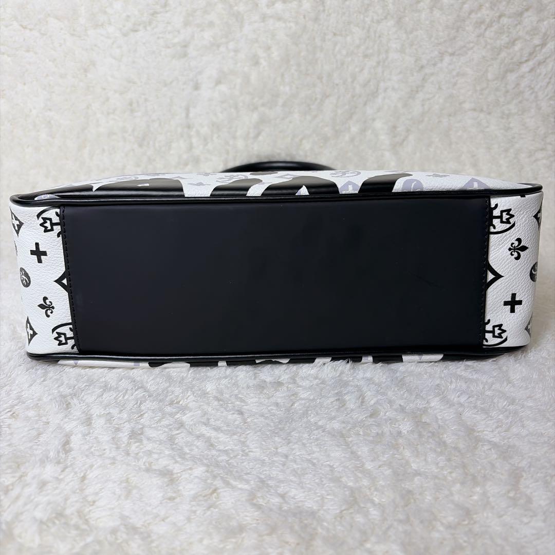 未使用級】 カステルバジャック ヤリス ハンドバッグ ミニ レザー