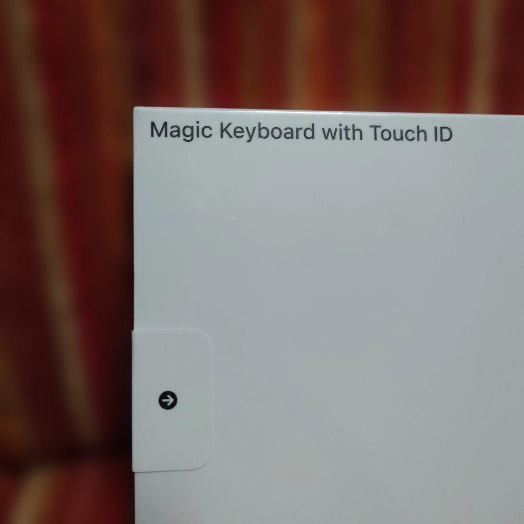 新品未開封　Magic Keyboard MK293J/A