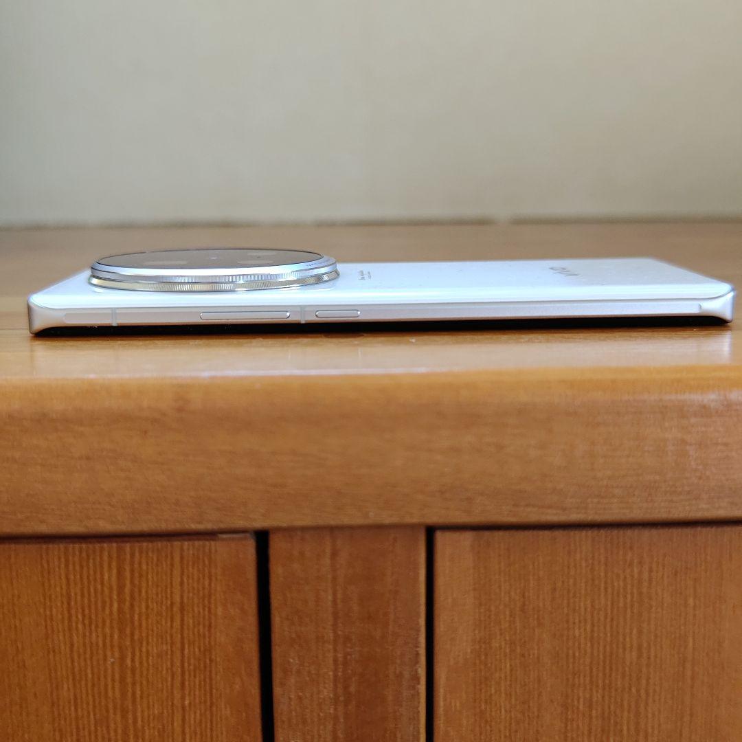 美品　Vivo x100 ultra 白