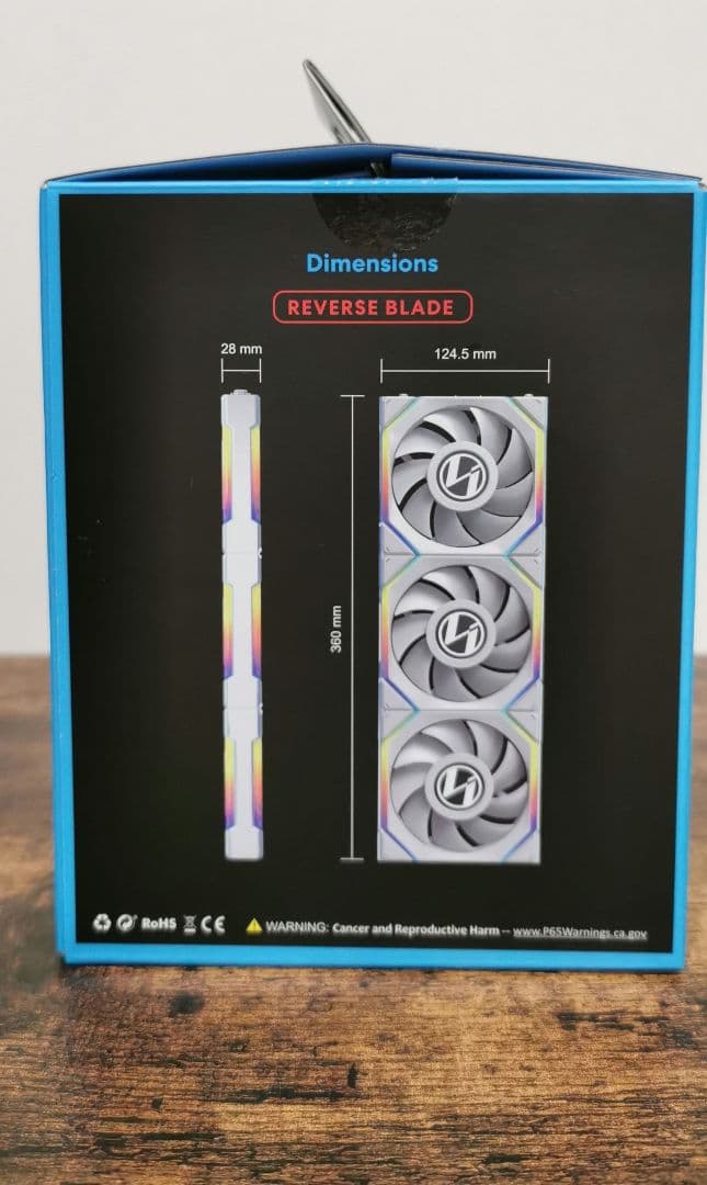 PC用ファン・クーラー LianLi UNI FAN SL Wireless LCD120Reverse