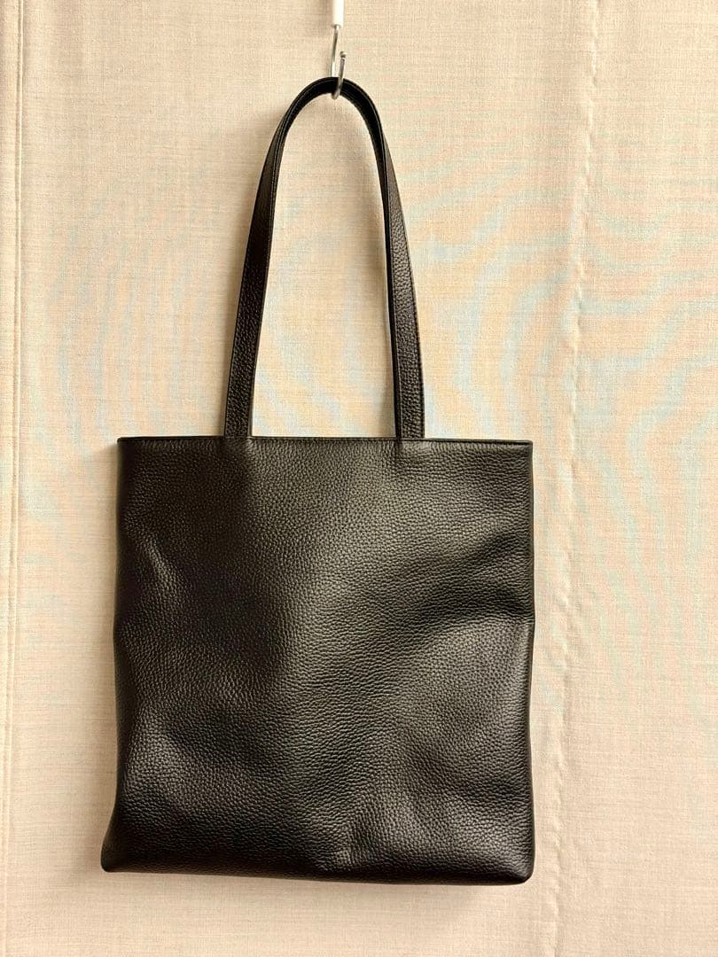 【超美品】HushTugハッシュタグ　レザー　スマートトートバッグシボ革ブラック 1080x1080-2_3e39b333-f4a5-4438