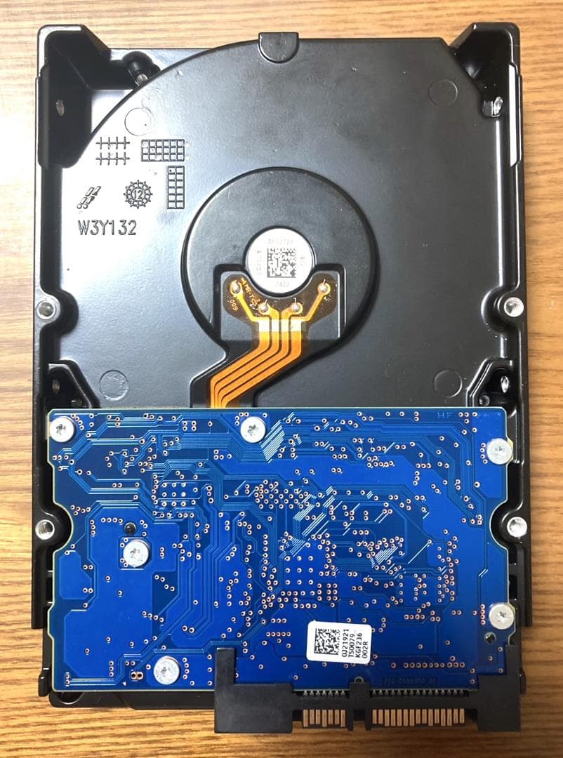 内蔵型ハードディスクドライブ Hitachi/HGST HDS723020BLE640 3.5 HDD 2TB
