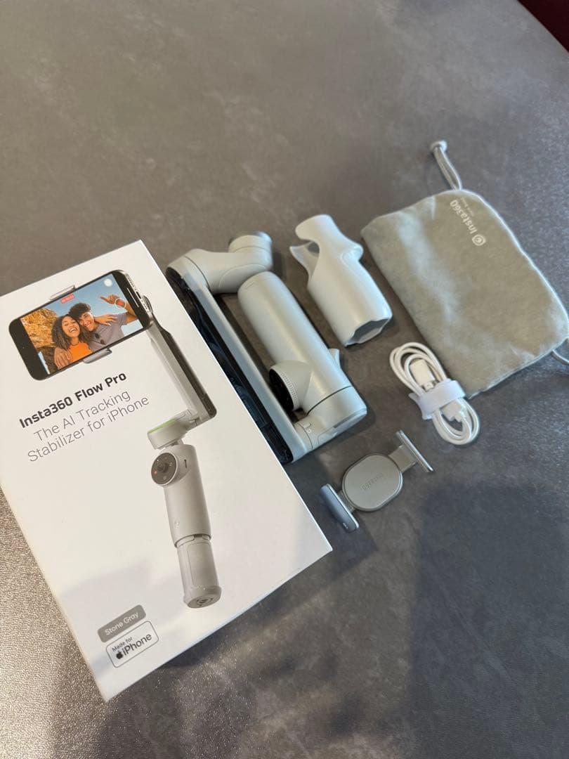 Insta360 flow pro スマートフォン用AI搭載ジンバル おまけあり Amazon.co.jp: Insta360 Flow Pro - スマートフォン用AI搭載ジンバル