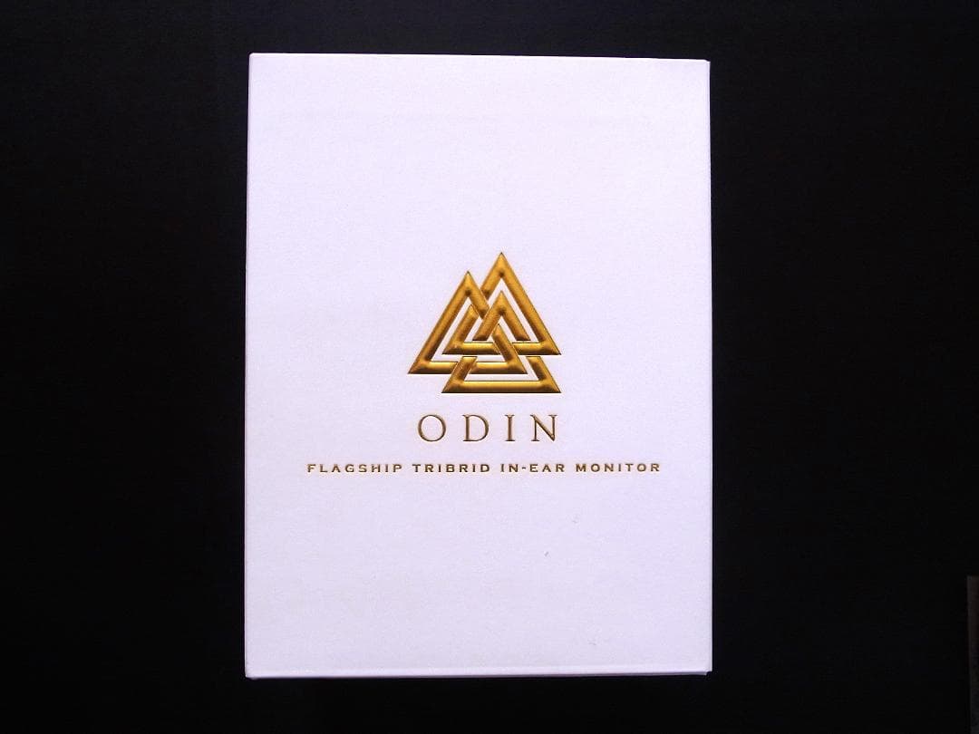 使用僅少・極美品 EMPIRE EARS ODIN 新4.4mmプラグ版 Empire Ears ODIN Universal In Ear Monitors | Moon Audio