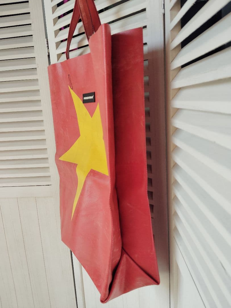 美品】FREITAG フライターグ 赤 黄色 星 トートバッグ