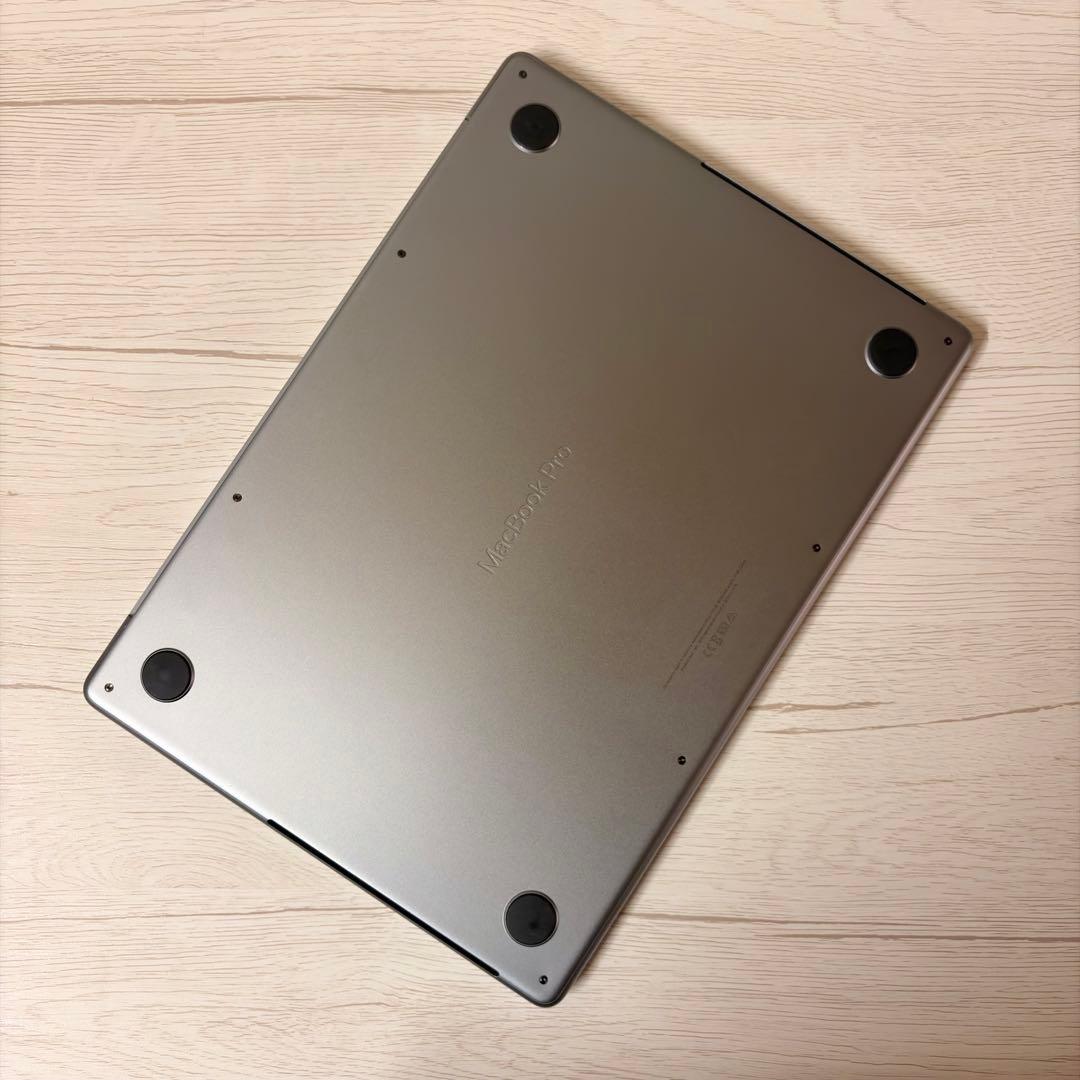 【極美品】MacBook Pro M1 14インチ 32GB 1TB