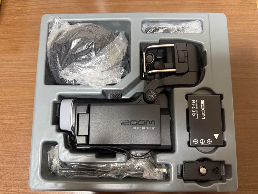 Zoom Q8 HDビデオカメラ Q8 Video Recorder | Buy Now | ZOOM