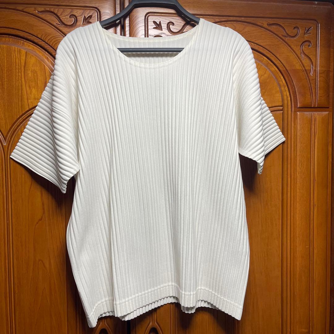 hommeplisse イッセイミヤケ　オムプリッセ　半袖トップス　サイズ2 中古・古着通販】HOMME PLISSE ISSEY MIYAKE (オム プリッセ イッセイ