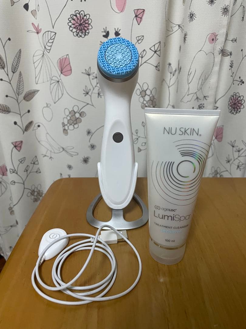 NU SKIN LumiSpa lO 美顔器 クレンジングクリーム付き