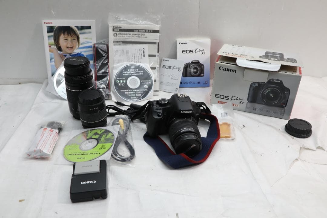 Canon EOS kiss　X2 デジタルカメラ レンズ3本付き　望遠レンズ付 Amazon | Canon デジタル一眼レフカメラ EOS Kiss X2 レンズキット