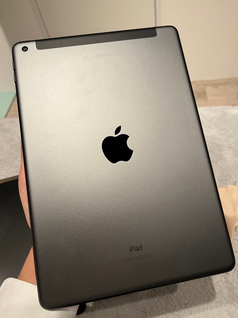 iPad 9世代セルラーモデル スペースグレー iPad Wi-Fi + Cellular 256GB - スペースグレイ（第9世代）[整備済製品