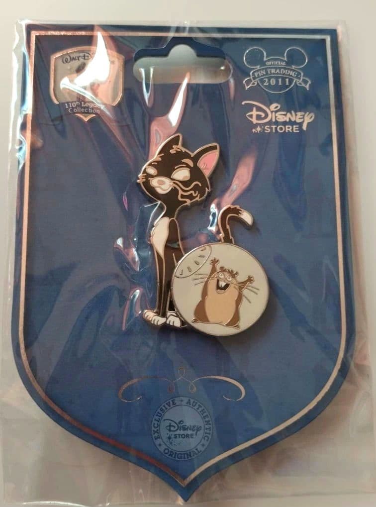m*e様 ディズニーストア／レガシー ピンバッジ／ボルト m*e様 ディズニーストア／レガシーピンバッジ／ボルト - メルカリ