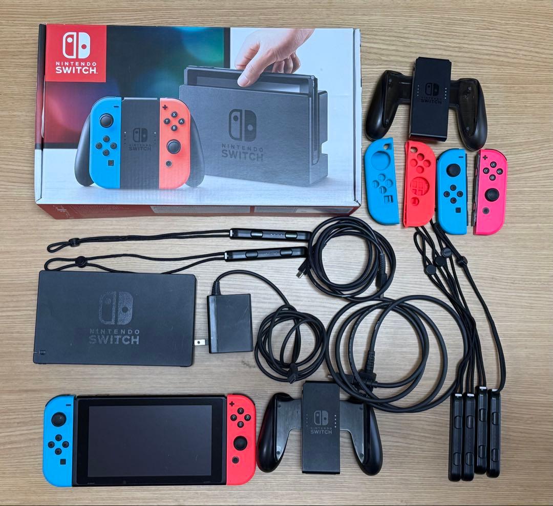 Switch 一式＋充電グリップ＋Joy-Con2個＋SDカード＋ケースセット ゲオ公式通販サイト/ゲオオンラインストア【新品】Joy－Con 2