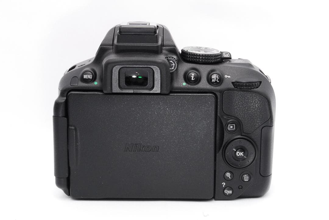 N.N✨美品 使用回数少な目✨ニコン Nikon D5300 ダブルレンズ