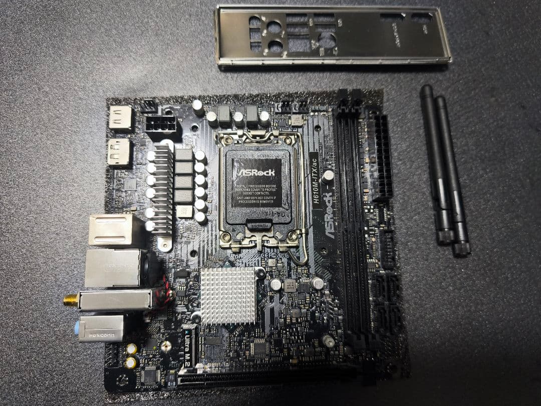 ASRock H610M-ITX/ac マザーボード ASRock > H610M-ITX/ac