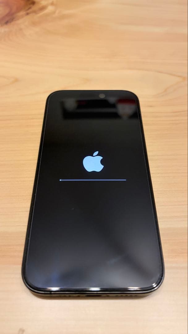 iPhone 15 Pro ブラックチタニウム　512GB本体　Simフリー iPhone 15 Pro 512GB - ブラックチタニウム（SIMフリー）[整備済製品