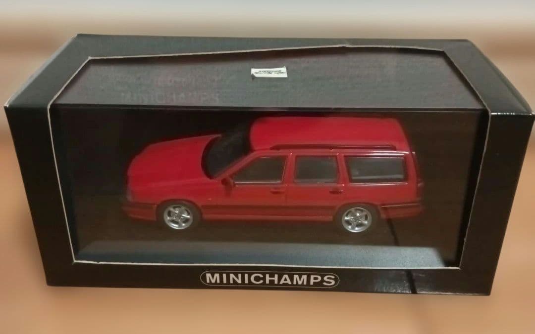 MINICHAMPS✪Volvo 850 レッド 1/43スケール ミニカーショップグローバル - 1/43 ミニチャンプス ボルボ 850