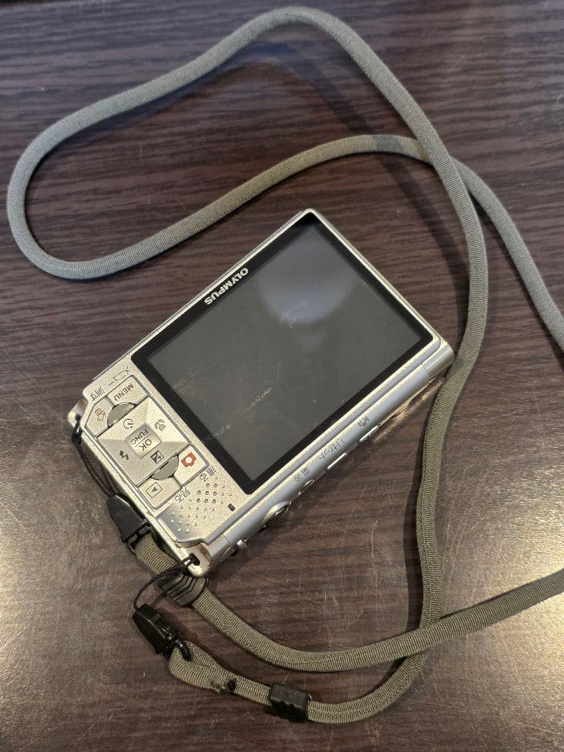 T06A OLYMPUS オリンパス μ730 コンパクトデジタルカメラ