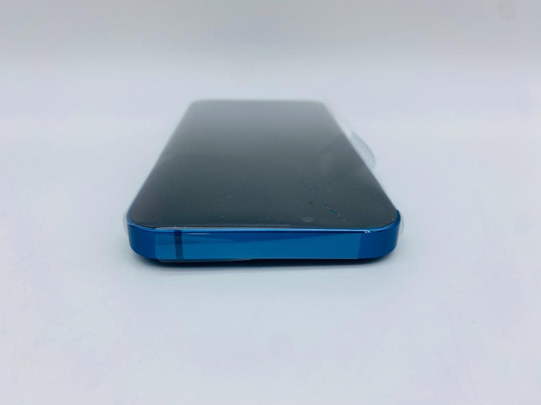 310★ほぼ新品未使用★充電回数３★iPhone13mini 256GB 海外版