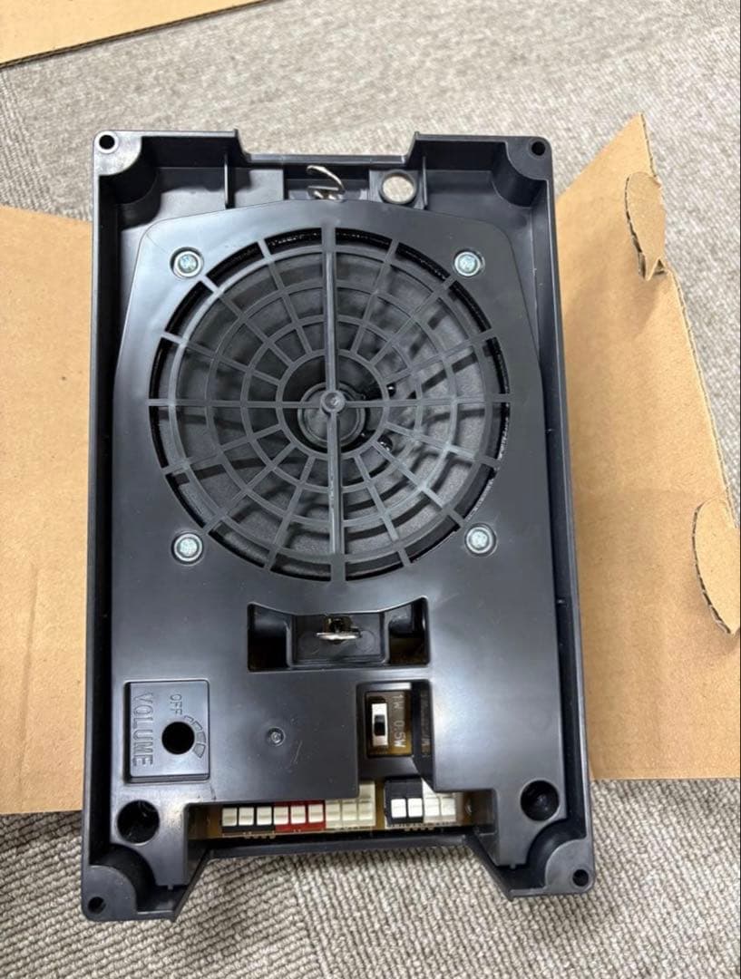 新品未使用　TOA CM-1810 天井埋込スピーカー cm-1810_pn1j.jpg