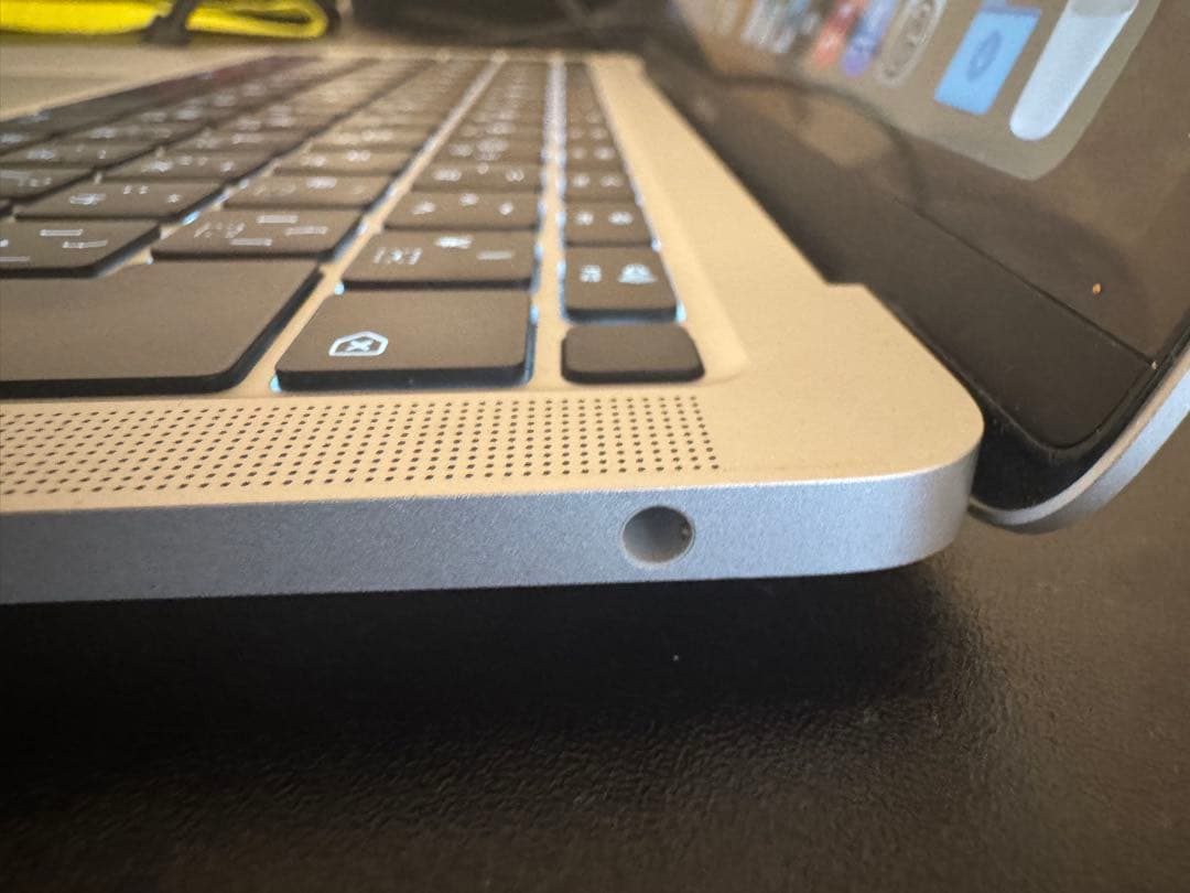 MacBook Air本体とUSB SuperDrive
