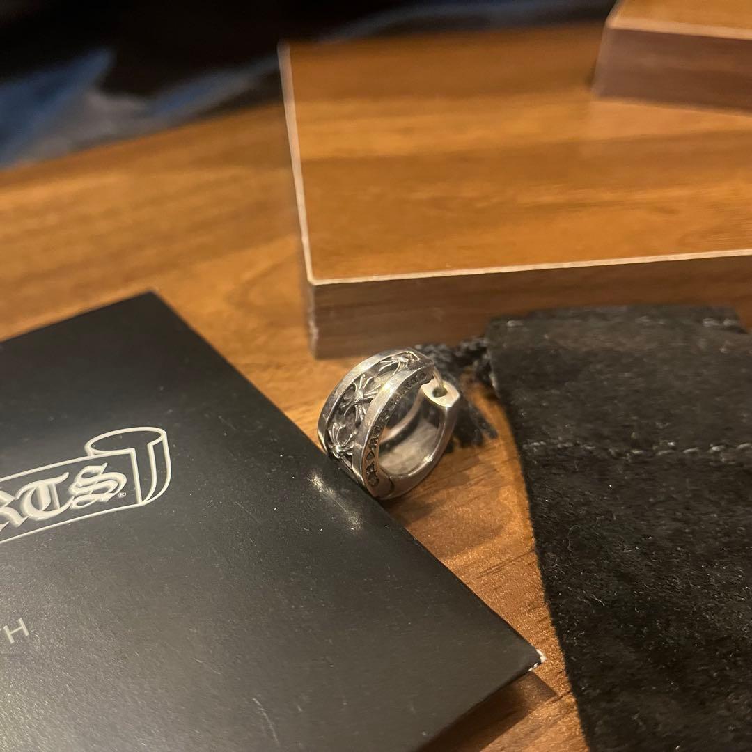 【正規品】Chrome Hearts ナローVバンドCHXピアス 楽天市場】クロムハーツ【CHROMEHEARTS】 ナローVバンド ピアス / CHX