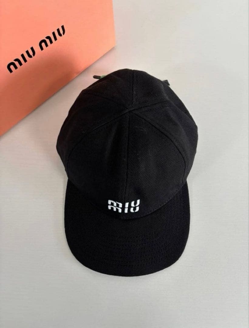 美品 miu miu ミュウミュウ ベースボールキャップ ブラック miu miu（ミュウミュウ） ベースボールキャップ 5HC179 2DXI