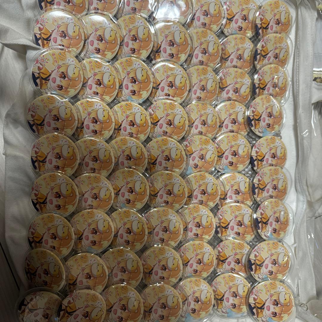 るぅとくん痛バ（バック付き）（缶バッジ63個） るぅとくん 6周年 缶バッジ 痛バッグ - メルカリ