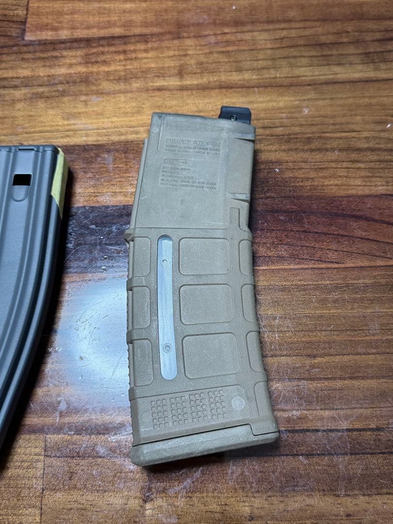 東京マルイ エボルト EVOLT用 マガジン PMAG 実物加工 外側だけ - メルカリ