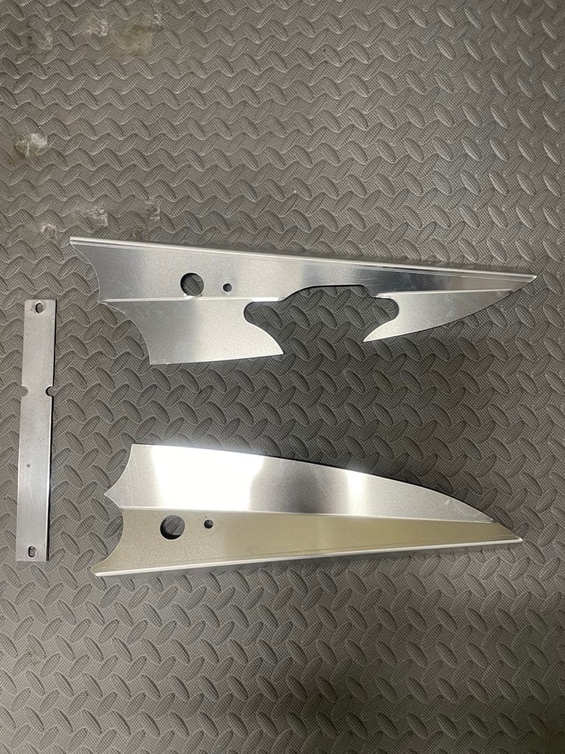 v125/G アンダースポイラー　アンダーガード　サイドスポイラー　Ben ベン v125/G アンダースポイラー アンダーガード サイドスポイラー Ben ベン