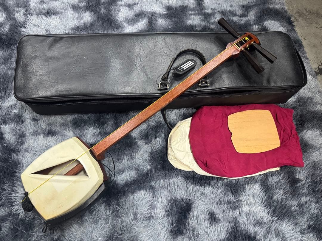 津軽三味線 黒檀糸巻 東さわり　花梨 太棹 丸打胴 和楽器 津軽三味線 花梨 和楽器 弦楽器 黒檀糸巻 - メルカリ