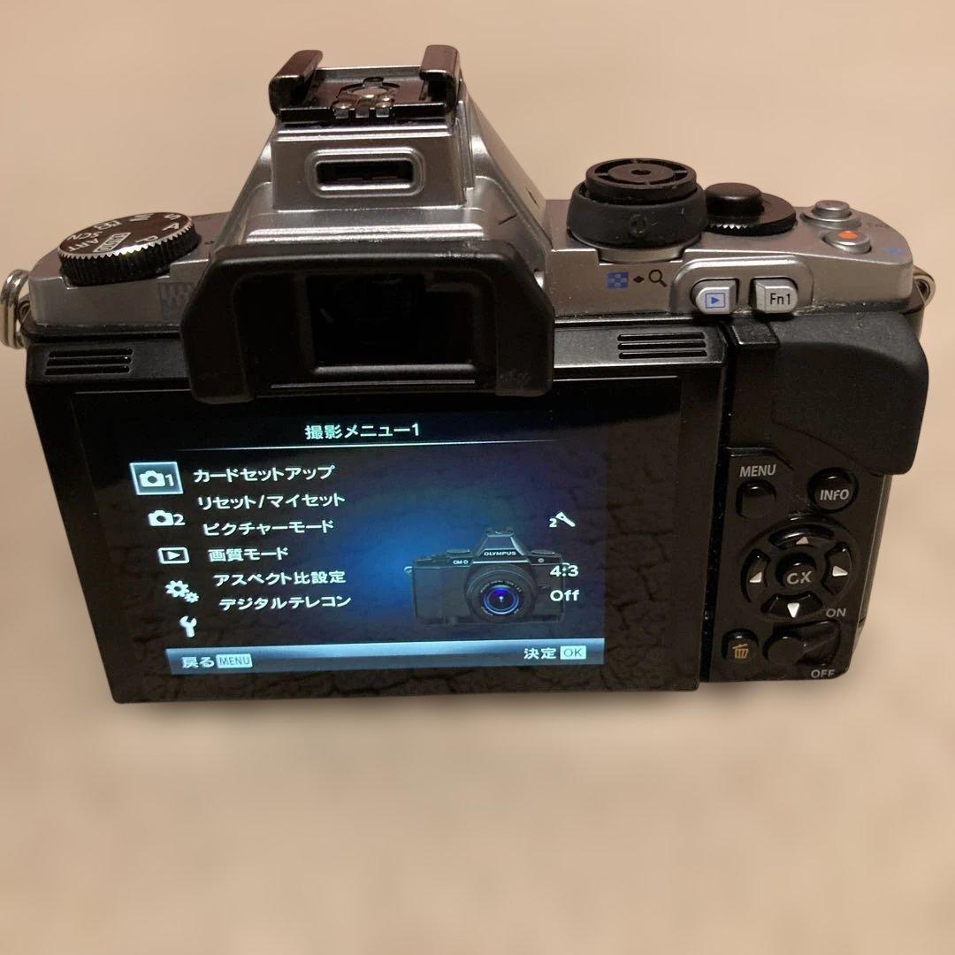 OLYMPUS ミラーレス一眼カメラ 本体