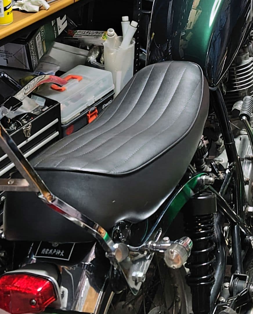 最終価格 SR400 SR500 HEAVENS バーチカルシート カフェ 車・バイク
