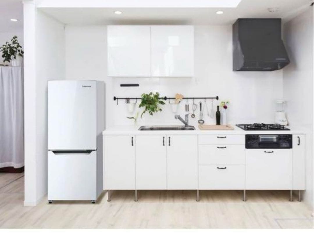 美品:送料込 HISENSE 150L_2ドア冷凍冷蔵庫 HR-D15A