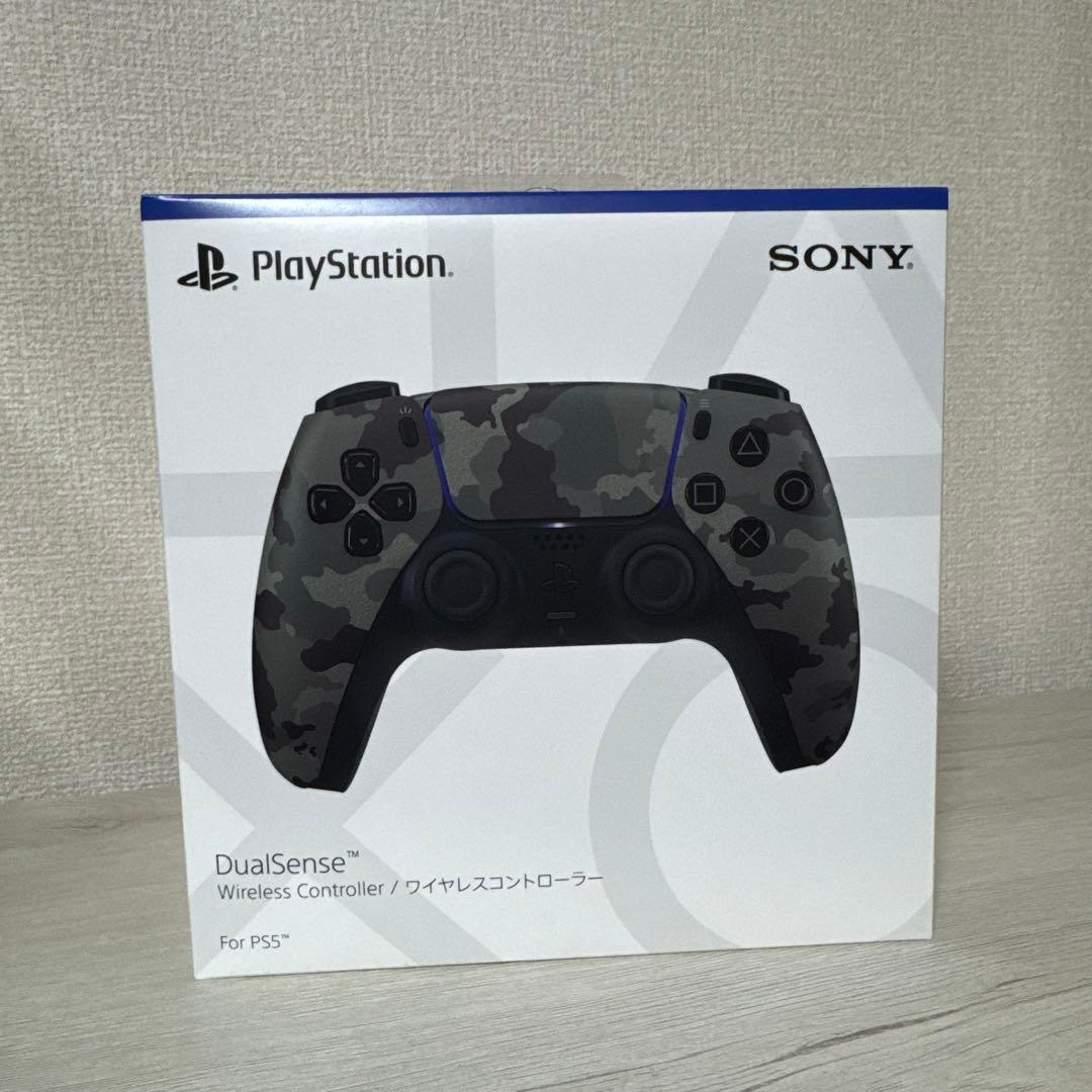 新品未開封　PS5 デュアルセンスコントローラー グレー カモフラージュ Amazon.co.jp: 【純正品】DualSense ワイヤレスコントローラー グレー