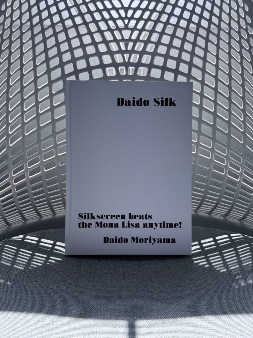 【レア物】Daido Silk 白　ナンバーとサイン入り レア物】Daido Silk 白 ナンバーとサイン入り Daido Silk（サイン入り