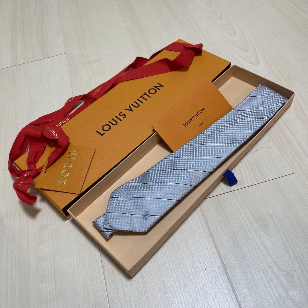 【新品未使用】LOUIS VUITTON チェック柄 ネクタイ ブルー/シルバー LOUIS VUITTON ルイヴィトン LV M78754 ネクタイ クラヴァット・ダミエ