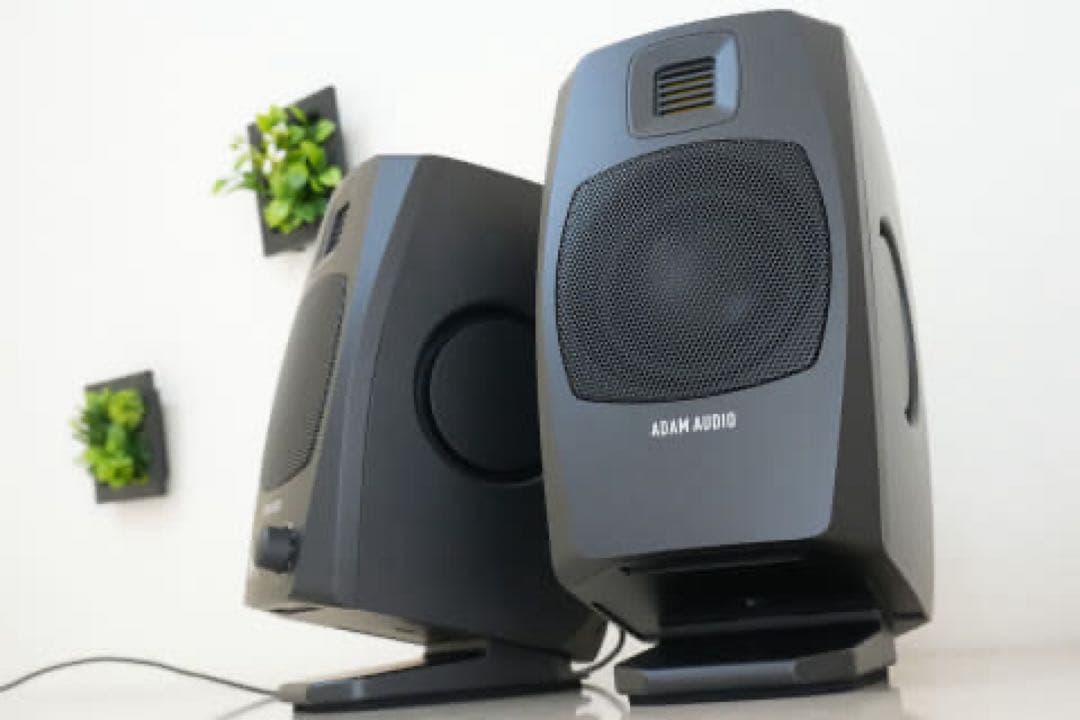 ADAM AUDIO D3V ブラック ADAM Audio D3V Desktop Monitors - Black Pair – Alto Music