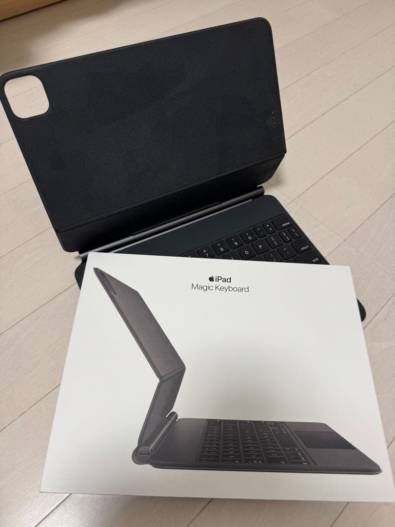 Apple純正 iPad Magic Keyboard 11インチ用 美品 Apple Apple 11インチiPad Pro（M4）用Magic Keyboard - 日本語