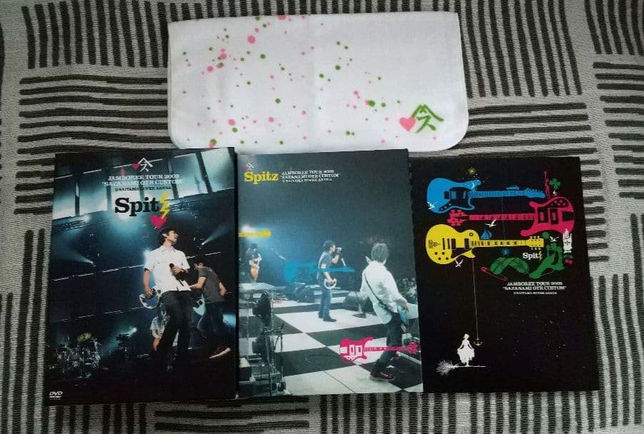 【美品】スピッツ 2009年さざなみライブDVD・ライブCD ツアーグッズ スピッツ/JAMBOREE TOUR 2009～さざなみOTR カスタム - メルカリ
