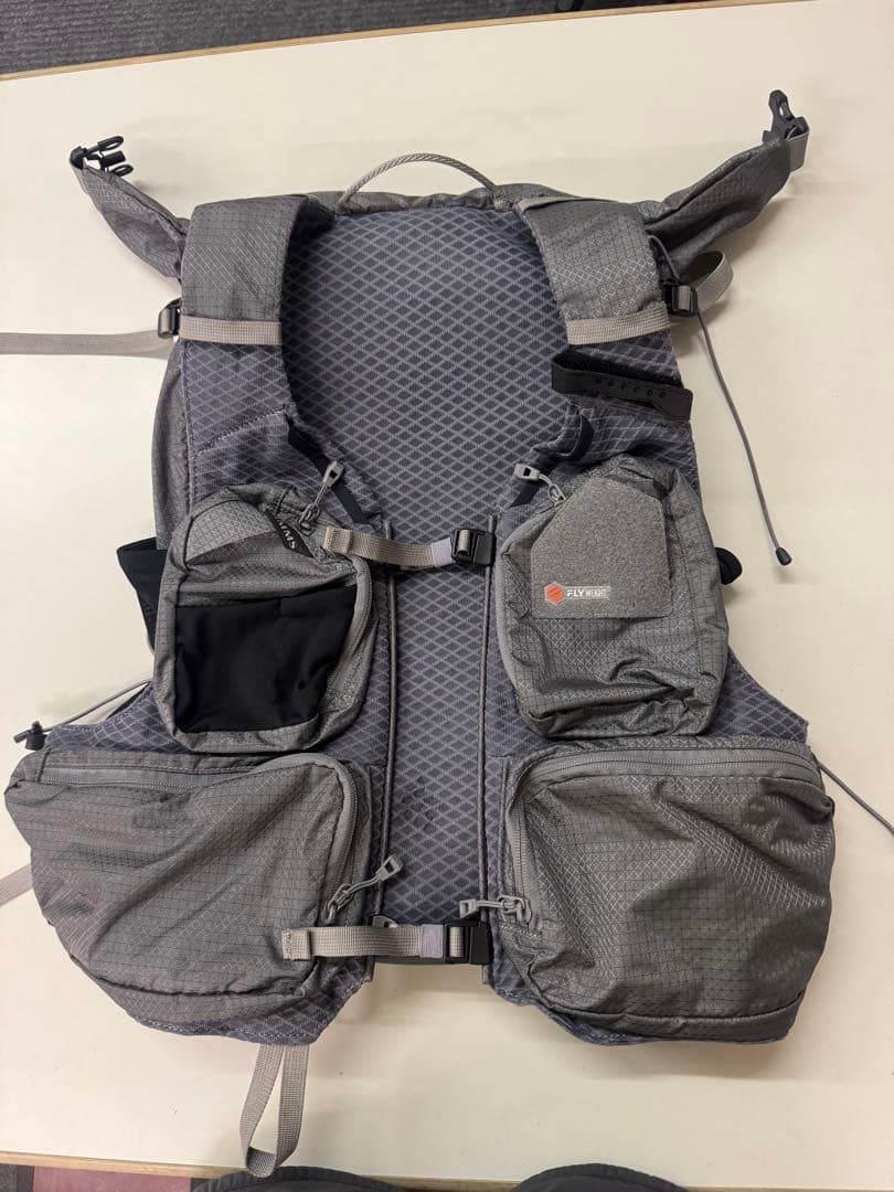 s*w様 最終値下げ！！SIMMS Flyweight Vest Pack シム - メルカリ