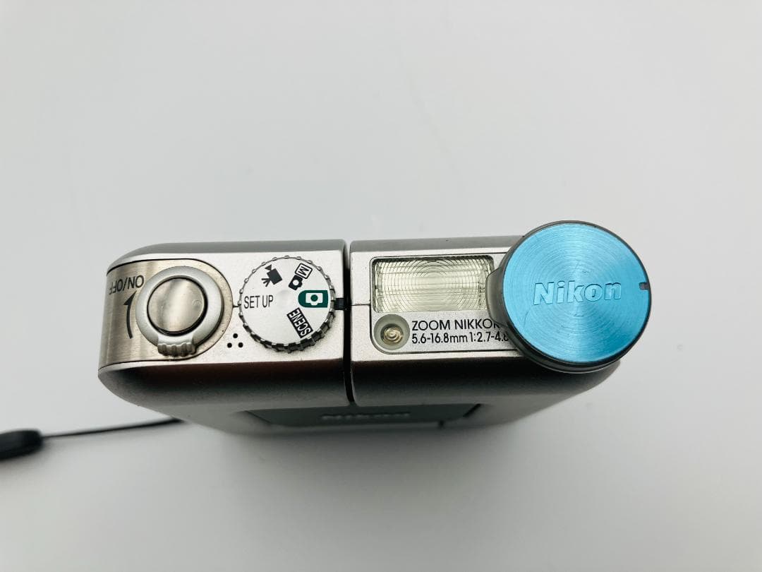 ニコン COOLPIX SQ　シルバー